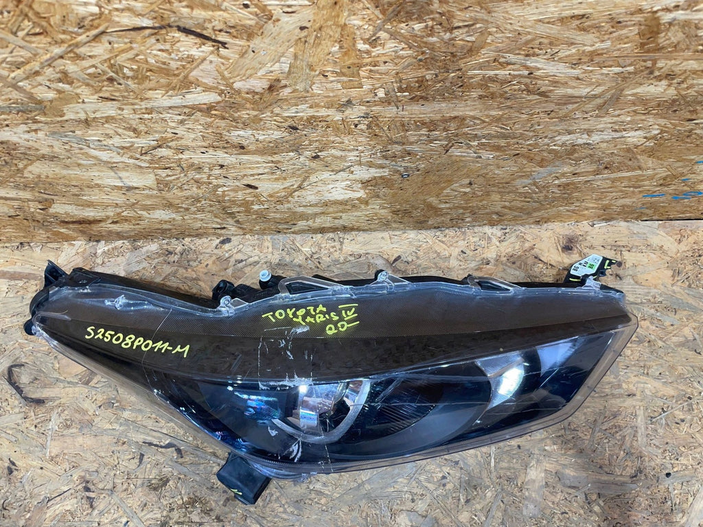 Frontscheinwerfer Toyota 4 Yaris S2508P011-M Rechts Scheinwerfer Headlight