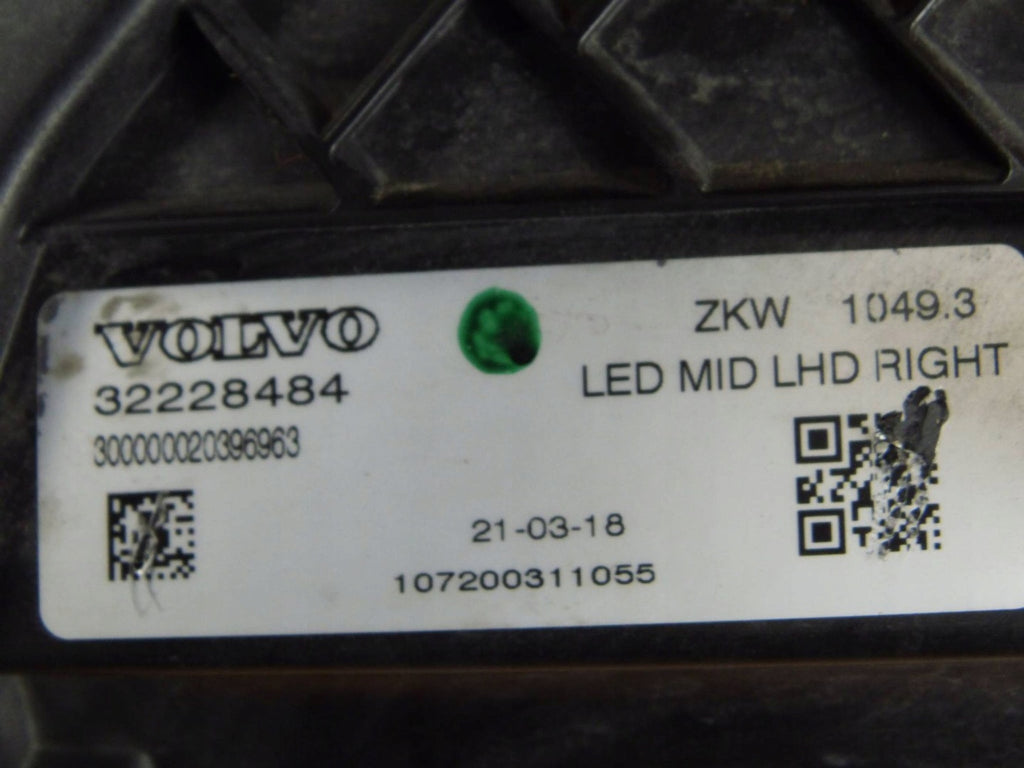 Frontscheinwerfer Volvo S40 32228484 LED Rechts Scheinwerfer Headlight SCH6340171917bs