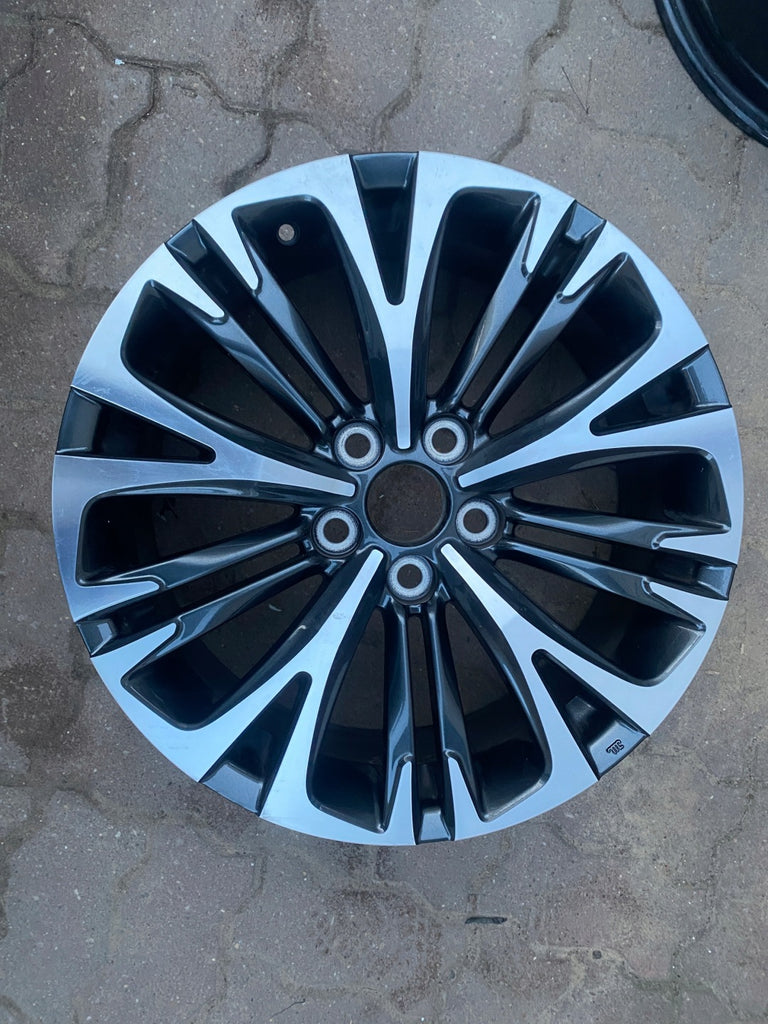 1x Alufelge 18 Zoll 7.0" 5x114.3 CMS1118 Toyota C-Hr Rim Wheel FEL3332302598es