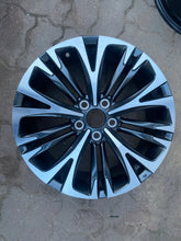 Load image into Gallery viewer, 1x Alufelge 18 Zoll 7.0" 5x114.3 CMS1118 Toyota C-Hr Rim Wheel FEL3332302598es