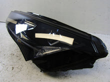 Laden Sie das Bild in den Galerie-Viewer, Frontscheinwerfer Skoda Enyaq 5LB941015A LED Links Scheinwerfer Headlight SCH9015964976vd