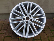 Laden Sie das Bild in den Galerie-Viewer, 1x Alufelge 18 Zoll 7.0&quot; 5x112 45ET Silber Seat Ateca Rim Wheel