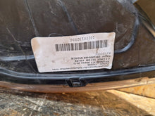 Load image into Gallery viewer, Frontscheinwerfer Hyundai H1 Starex VAY4664 Links Scheinwerfer Headlight SCH4360437700ji
