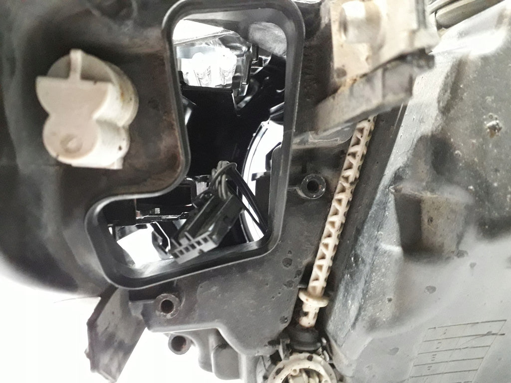 Frontscheinwerfer BMW F30 F31 7453481 7453481-01 LED Links Headlight SCH9637314240cy