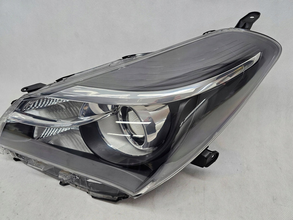 Frontscheinwerfer Toyota Yaris SPP11883 Links Scheinwerfer Headlight
