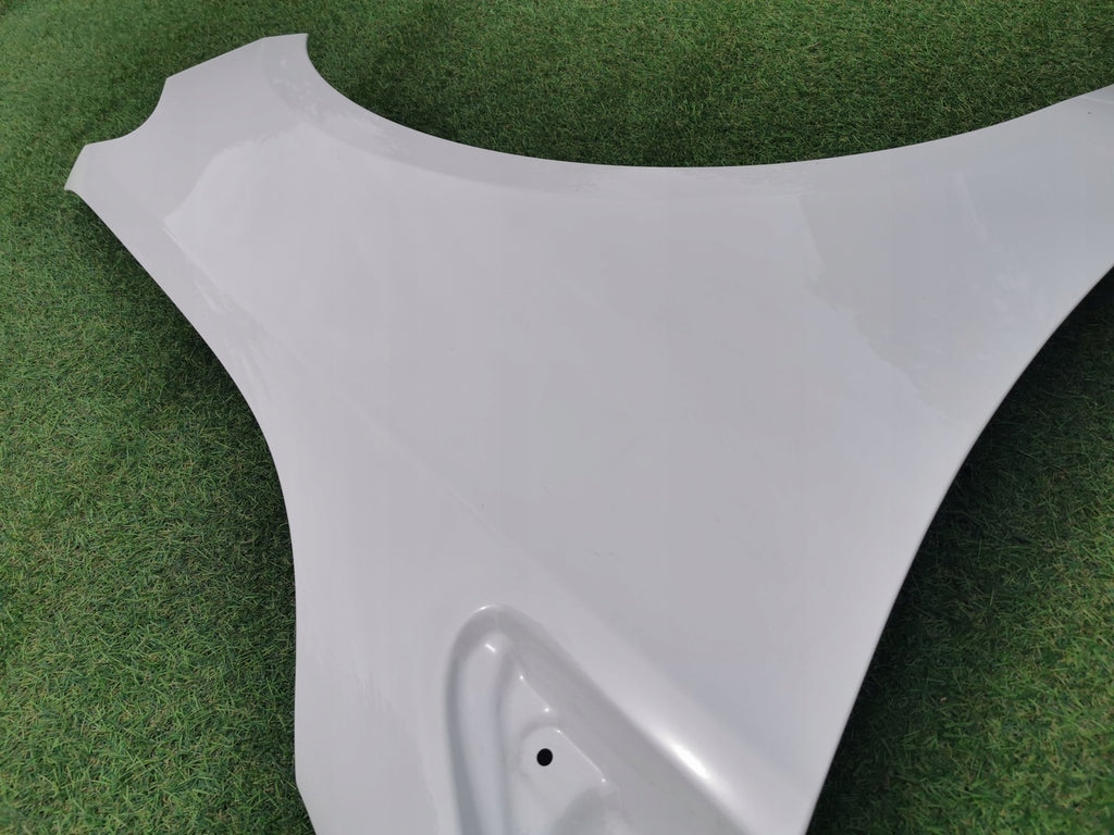 Kotflügel Mercedes-Benz W247 X247 A2478811000 Vorne Rechts Schwarz