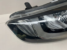 Laden Sie das Bild in den Galerie-Viewer, Frontscheinwerfer Hyundai I20 92101-4P500 Links Scheinwerfer Headlight