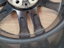 Laden Sie das Bild in den Galerie-Viewer, 1x Alufelge 17 Zoll 7.5&quot; 5x120 54ET Glanz Graphit 6856087 BMW F40 Mg Rim Wheel