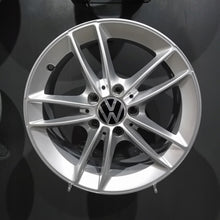 Load image into Gallery viewer, 4x Alufelge 16 Zoll 6.5" 5x112 44ET Glanz Silber A1774010100 Mercedes-Benz Caddy FEL9389460904gl