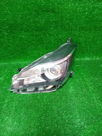Frontscheinwerfer Toyota Yaris Ein Stück (Rechts oder Links) Headlight SCH3818886889cf