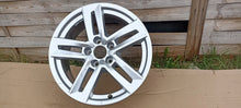 Load image into Gallery viewer, 1x Alufelge 17 Zoll 7.0&quot; 5x112 42ET 8W0601025P Audi A4 B9 Rim Wheel