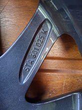 Load image into Gallery viewer, 1x Alufelge 16 Zoll 6.5" 5x112 48ET Glanz Graphit 5TA601025L Mg Touran Golf I FEL3616298711hq