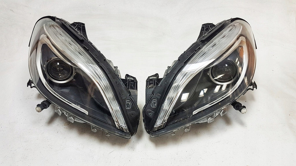 Frontscheinwerfer Mercedes-Benz W246 A2468207761 A2468207861 Xenon Ein Satz SCH3761992436yb