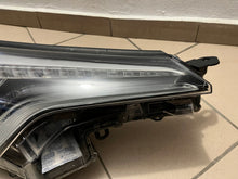 Laden Sie das Bild in den Galerie-Viewer, Frontscheinwerfer Toyota Chr 81110-F4170 Full LED Rechts Scheinwerfer Headlight SCH7783209511vu
