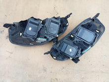 Laden Sie das Bild in den Galerie-Viewer, Frontscheinwerfer Peugeot Expert Traveller 16-LUB Xenon Rechts oder Links SCH4072936202pk