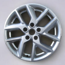 Load image into Gallery viewer, 1x Alufelge 17 Zoll 6.5&quot; 5x114.3 40ET 403002509R Renault Rim Wheel