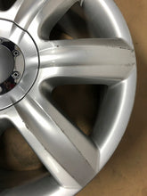 Load image into Gallery viewer, 1x Alufelge 19 Zoll 8.5&quot; 5x130 62ET Glanz Silber 4L0601025C Audi Q7 Rim Wheel