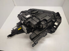 Laden Sie das Bild in den Galerie-Viewer, Frontscheinwerfer Skoda Enyaq 5LB941036 Full LED Rechts Scheinwerfer Headlight