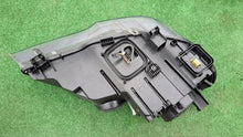 Load image into Gallery viewer, Frontscheinwerfer BMW X5 E70 7158929 Xenon Links Scheinwerfer Headlight SCH5747213150pk