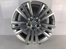 Laden Sie das Bild in den Galerie-Viewer, 1x Alufelge 19 Zoll 7.0&quot; 5x112 43ET 565601025R Skoda Kodiaq Rim Wheel