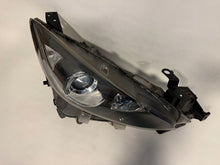 Load image into Gallery viewer, Frontscheinwerfer Mazda 3 BHR151030 Rechts Scheinwerfer Headlight SCH2394119124nb