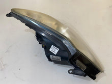 Laden Sie das Bild in den Galerie-Viewer, Frontscheinwerfer Opel Corsa D 13186385 Links Scheinwerfer Headlight SCH4093497307cx