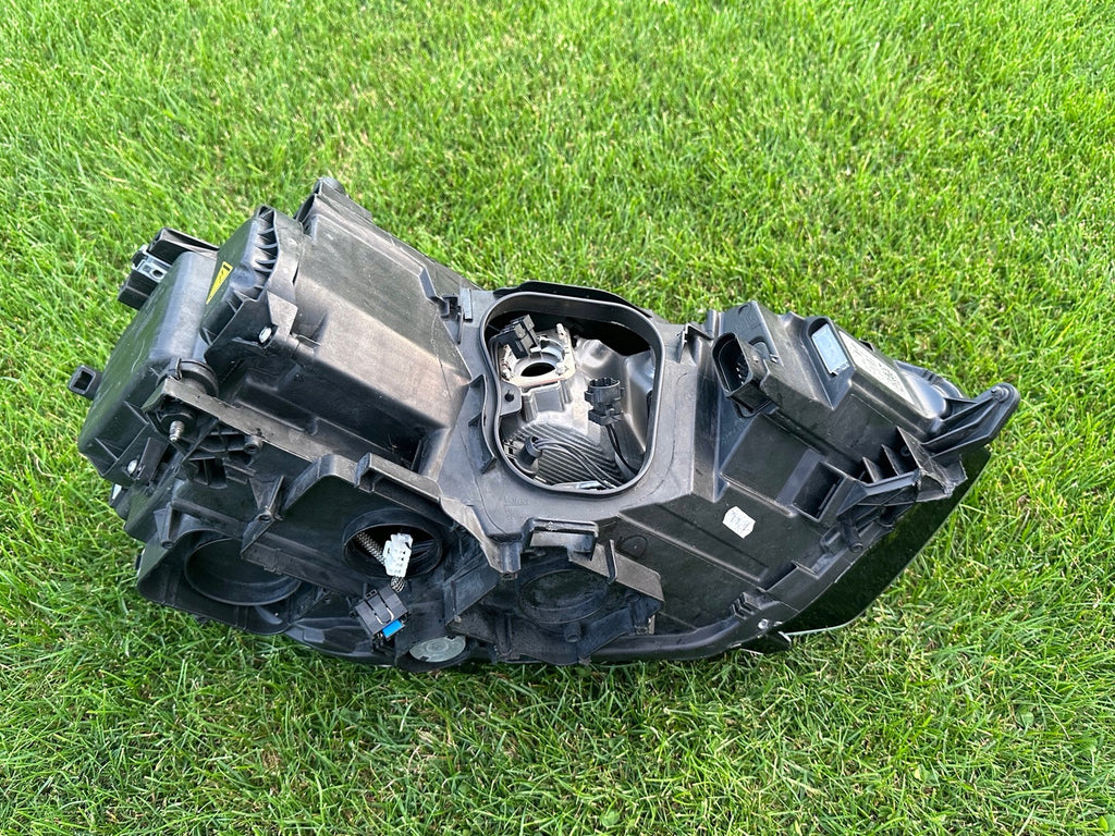 Frontscheinwerfer VW Golf VII Sportsvan 517941031B Xenon Links Headlight SCH4402383231kf