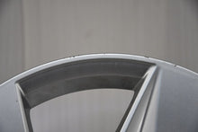 Laden Sie das Bild in den Galerie-Viewer, 4x Alufelge 17 Zoll 8.0" 5x112 46ET Glanz Silber 8Y0601025 Audi A3 Rim Wheel FEL9519639496nh