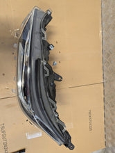 Laden Sie das Bild in den Galerie-Viewer, Frontscheinwerfer Toyota Rav 4 Links Scheinwerfer Headlight SCH9602488955le