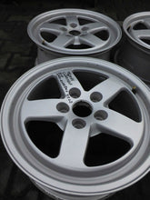 Load image into Gallery viewer, 4x Alufelge 16 Zoll 7.5&quot; 5x112 35ET Glanz Silber 8W0601025 Audi A4 B9 Rim Wheel