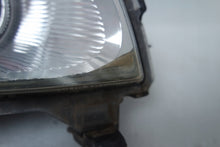 Laden Sie das Bild in den Galerie-Viewer, Frontscheinwerfer Toyota Auris 8107002480 LED Ein Stück (Rechts oder Links)