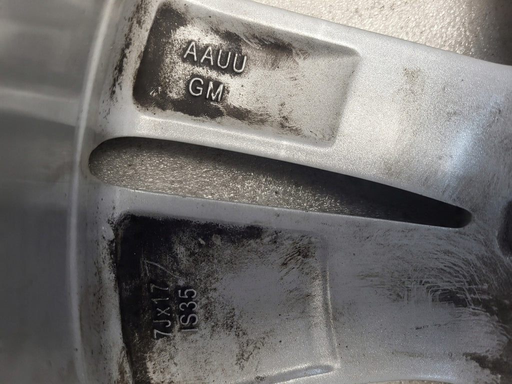 1x Alufelge 17 Zoll 7.0" 5x110 35ET 13385456 MA-DAR81 Opel Astra Zafira