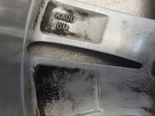 Laden Sie das Bild in den Galerie-Viewer, 1x Alufelge 17 Zoll 7.0&quot; 5x110 35ET 13385456 MA-DAR81 Opel Astra Zafira