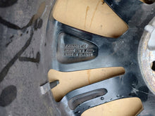 Load image into Gallery viewer, 1x Alufelge 17 Zoll 7.0&quot; 4x100 44ET Glanz Schwarz 403001878 Renault Captur Clio