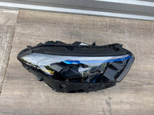 Laden Sie das Bild in den Galerie-Viewer, Frontscheinwerfer Mercedes-Benz Eqa Eqb A2439069000 LED Rechts Headlight