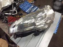 Laden Sie das Bild in den Galerie-Viewer, Frontscheinwerfer Citroën C-Crosser Xenon Rechts Scheinwerfer Headlight SCH4320703355df