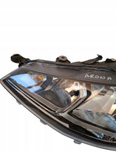 Laden Sie das Bild in den Galerie-Viewer, Frontscheinwerfer Seat Ibiza I V 6F1941005A Links Scheinwerfer Headlight SCH8641459530ky