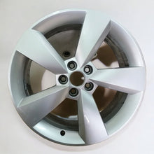 Load image into Gallery viewer, 1x Alufelge 17 Zoll 7.0&quot; 5x100 46ET 5JA601025C Skoda Fabia Rim Wheel