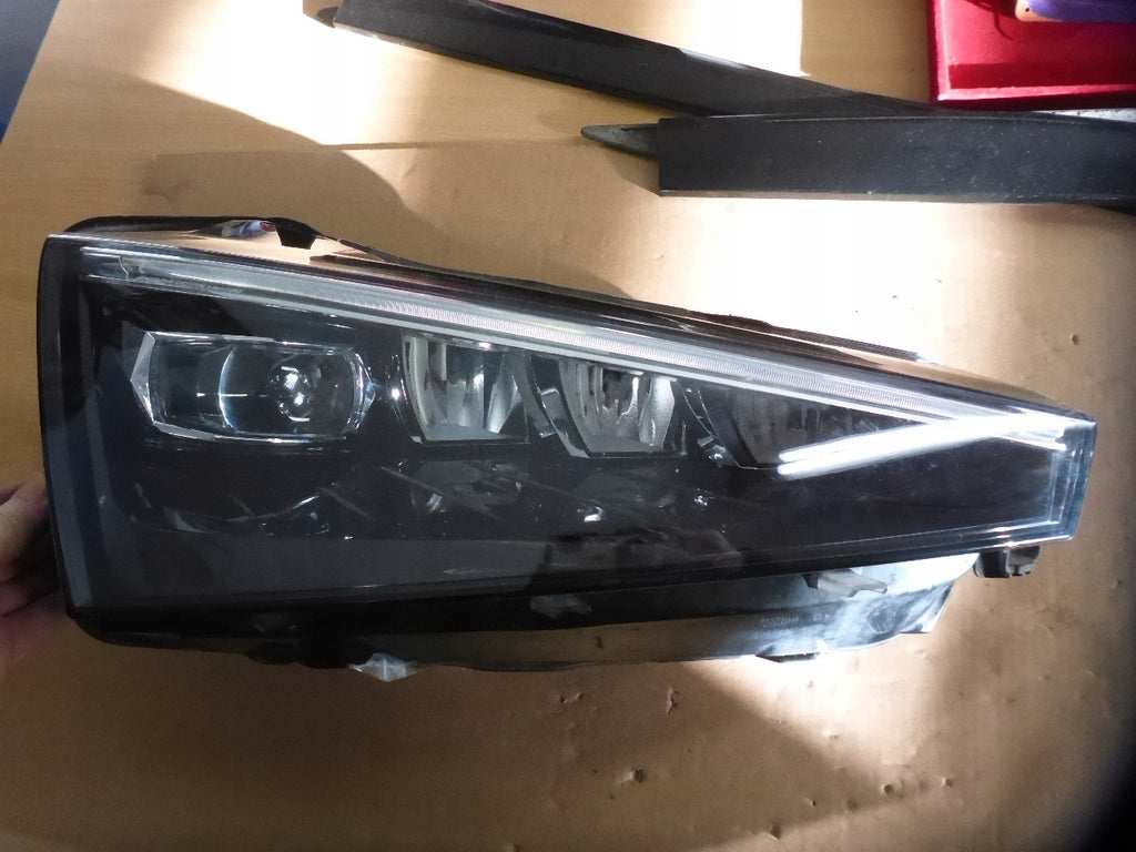 Frontscheinwerfer Skoda Scala 657941016A LED Rechts Scheinwerfer Headlight SCH8646326145en