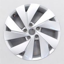 Load image into Gallery viewer, 1x Alufelge 17 Zoll 6.5&quot; 5x112 46ET Glanz Silber 5H0601025B Vw Rim Wheel