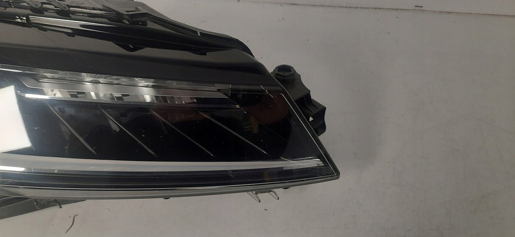 Frontscheinwerfer Skoda Superb III 3V1941016D LED Rechts Scheinwerfer Headlight
