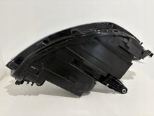 Load image into Gallery viewer, Frontscheinwerfer VW Passat 3J1941005 LED Ein Stück (Rechts oder Links) SCH8996676704it