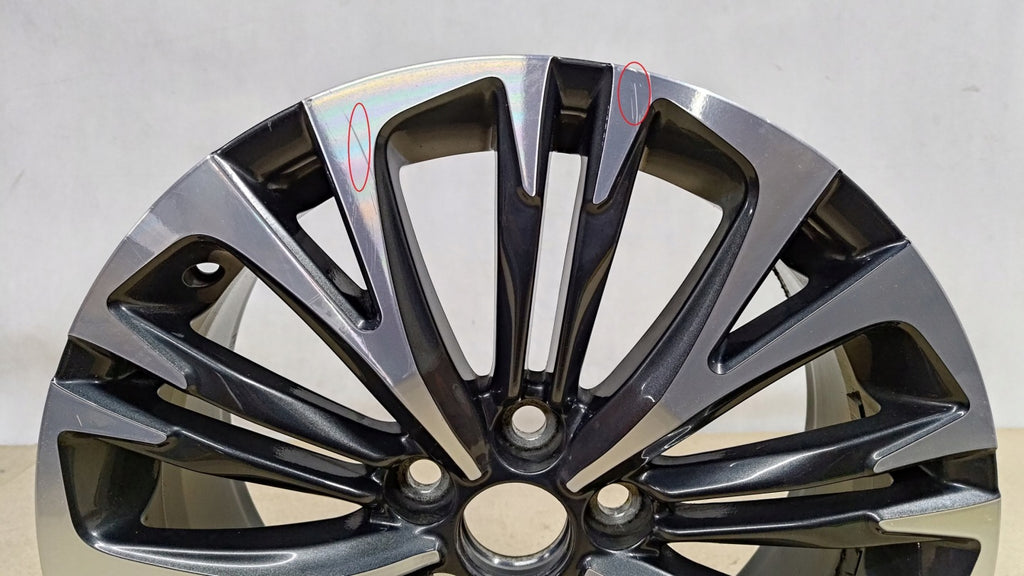 1x Alufelge 18 Zoll 7.0" 5x114.3 50ET Glanz 42611-0DK90 Toyota Yaris Cross FEL5526133845he