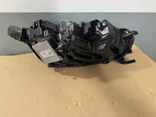 Laden Sie das Bild in den Galerie-Viewer, Frontscheinwerfer Ford Focus MX7B13E015ED Links Scheinwerfer Headlight SCH9888173971yx