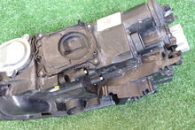 Laden Sie das Bild in den Galerie-Viewer, Frontscheinwerfer VW Golf Sportsvan 517941036A Rechts Scheinwerfer Headlight SCH7202519565cp