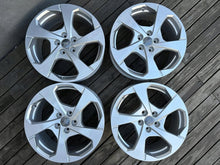 Load image into Gallery viewer, 4x Alufelge 18 Zoll 7.5" 5x112 51ET Glanz Silber 8V0601025 Audi B7 Rim Wheel FEL6881205013dk