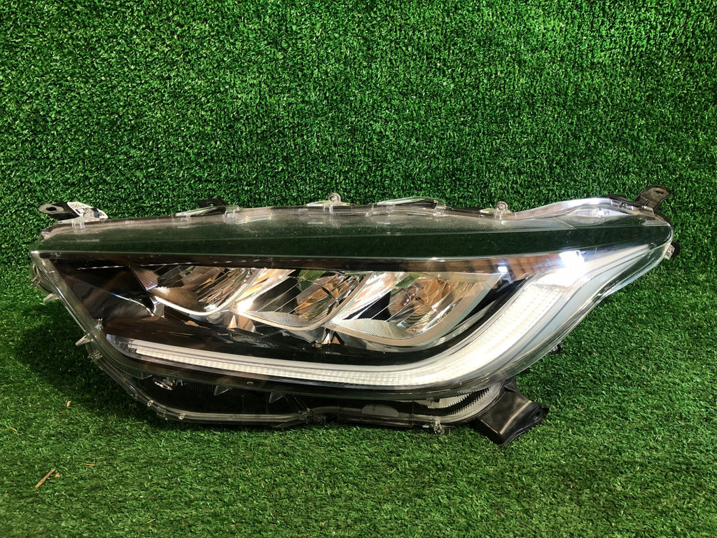 Frontscheinwerfer Toyota Yaris EUK0-8 0170118 Full LED Links Headlight SCH9469568674le