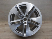 Laden Sie das Bild in den Galerie-Viewer, 1x Alufelge 19 Zoll 8.0" 5x112 45ET 5LA601025B Skoda Enyaq Rim Wheel FEL7449807879iz