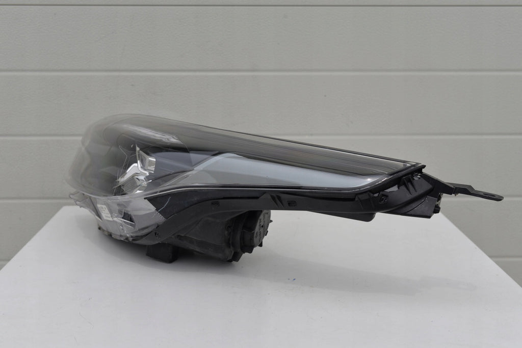 Frontscheinwerfer Kia Xceed 92101-J7300 LED Ein Stück (Rechts oder Links)