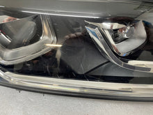 Load image into Gallery viewer, Frontscheinwerfer VW Touareg 7P1941034A Xenon Rechts Scheinwerfer Headlight